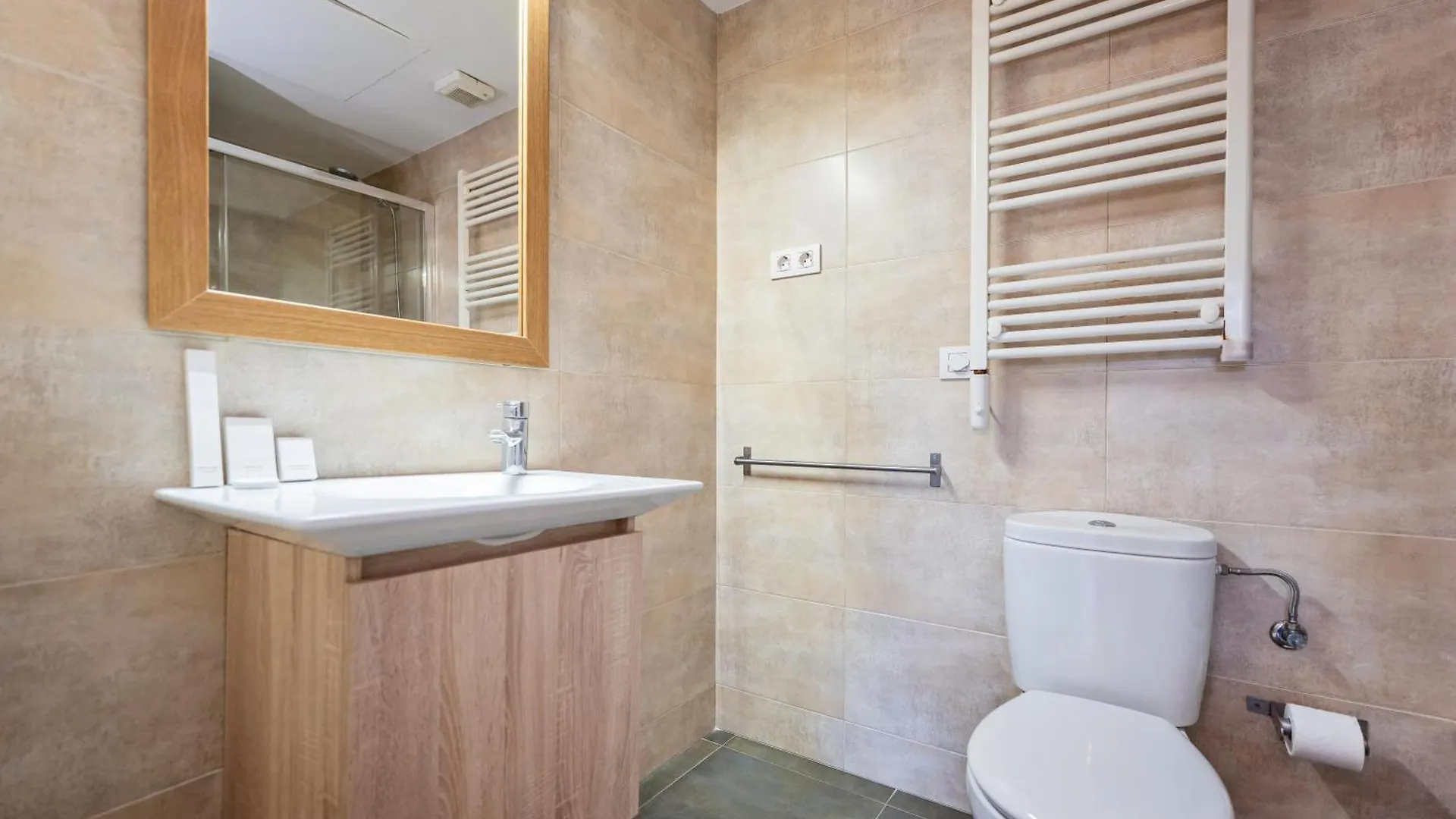 Sweett - Carrer Girona Apartment Barcelona