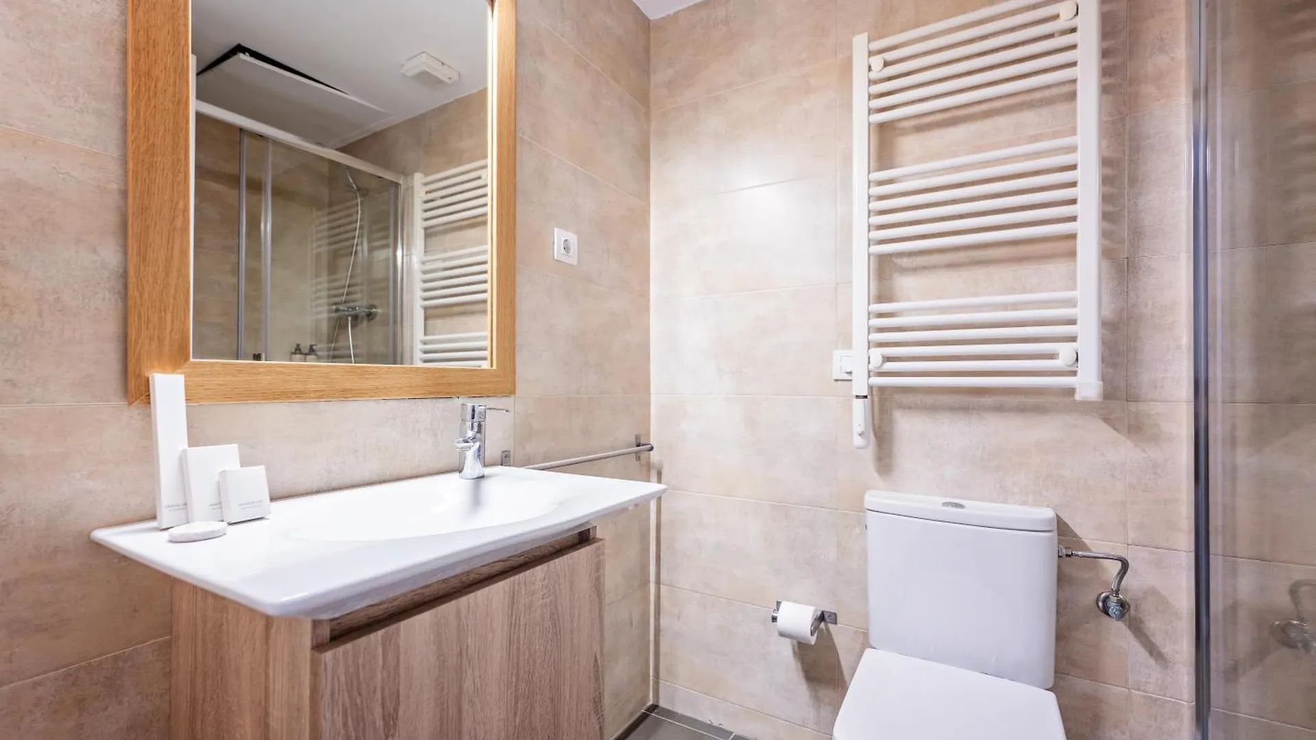 Sweett - Carrer Girona Apartment Barcelona